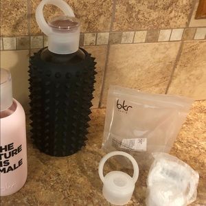 Bkr Bottle Kiss Kits spiked jet with muse balm